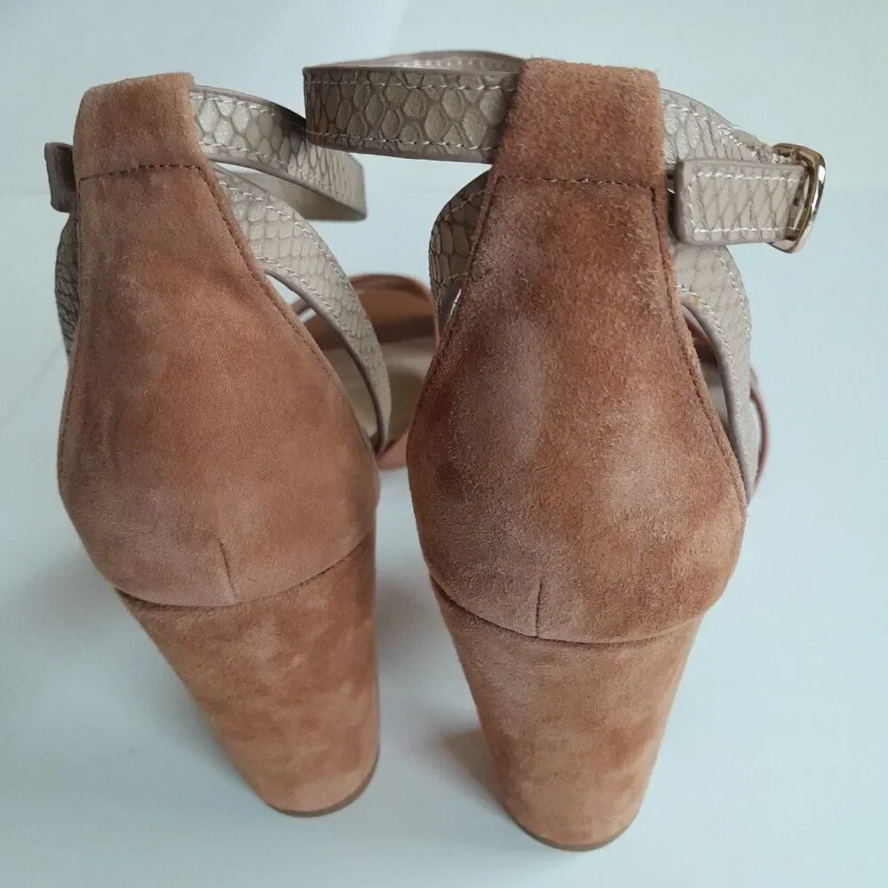 H by Halston Kaely Snake Embossed Tan Heels Size 10M